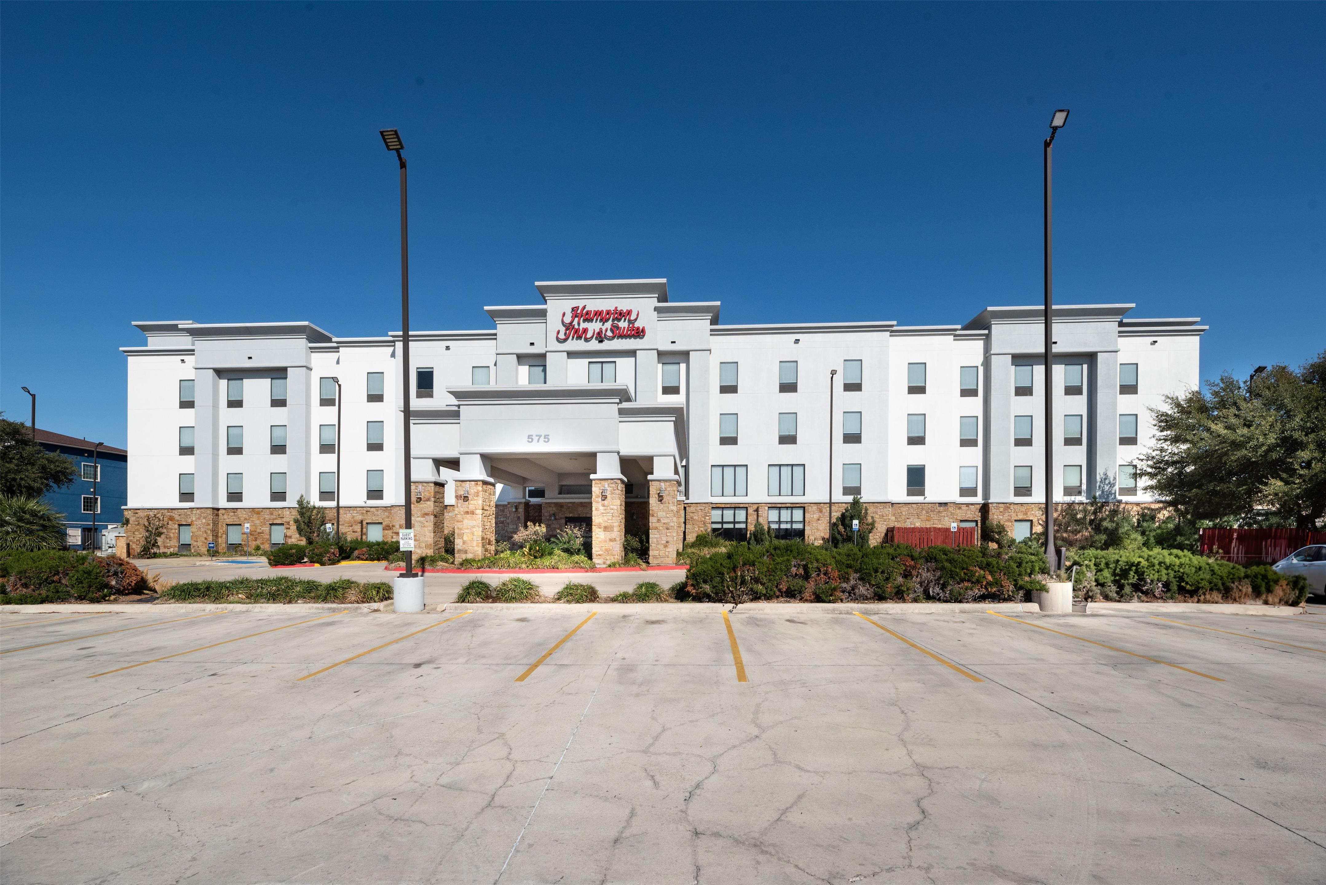 Exterior | Hampton Inn & Suites New Braunfels