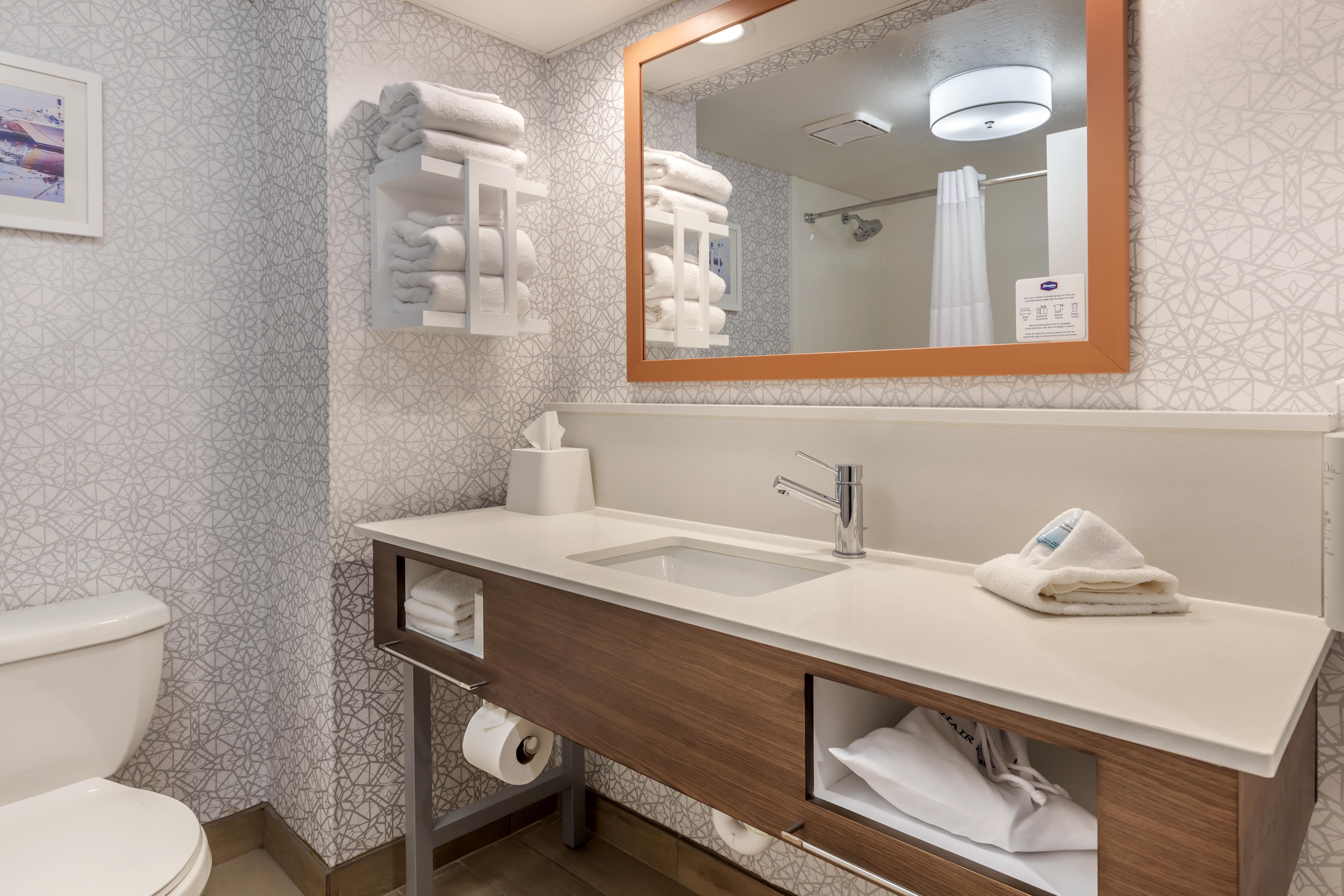 Hampton Inn by Hilton New Bern Room Type - 2 DBL HEARING ACC NOSMOK
