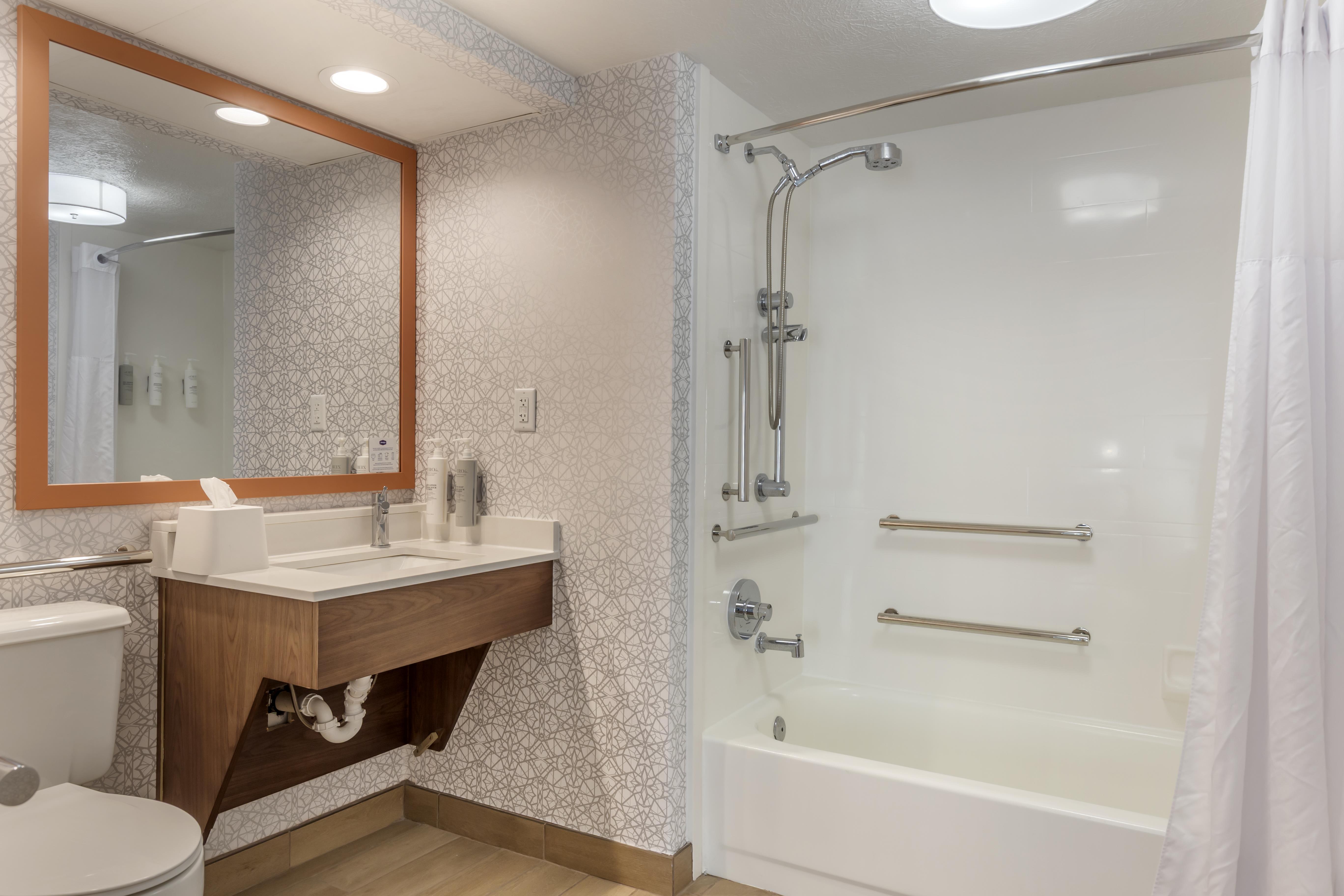 Hampton Inn by Hilton New Bern Room Type - 1K MOB HEA ACC TUB SFBD NS