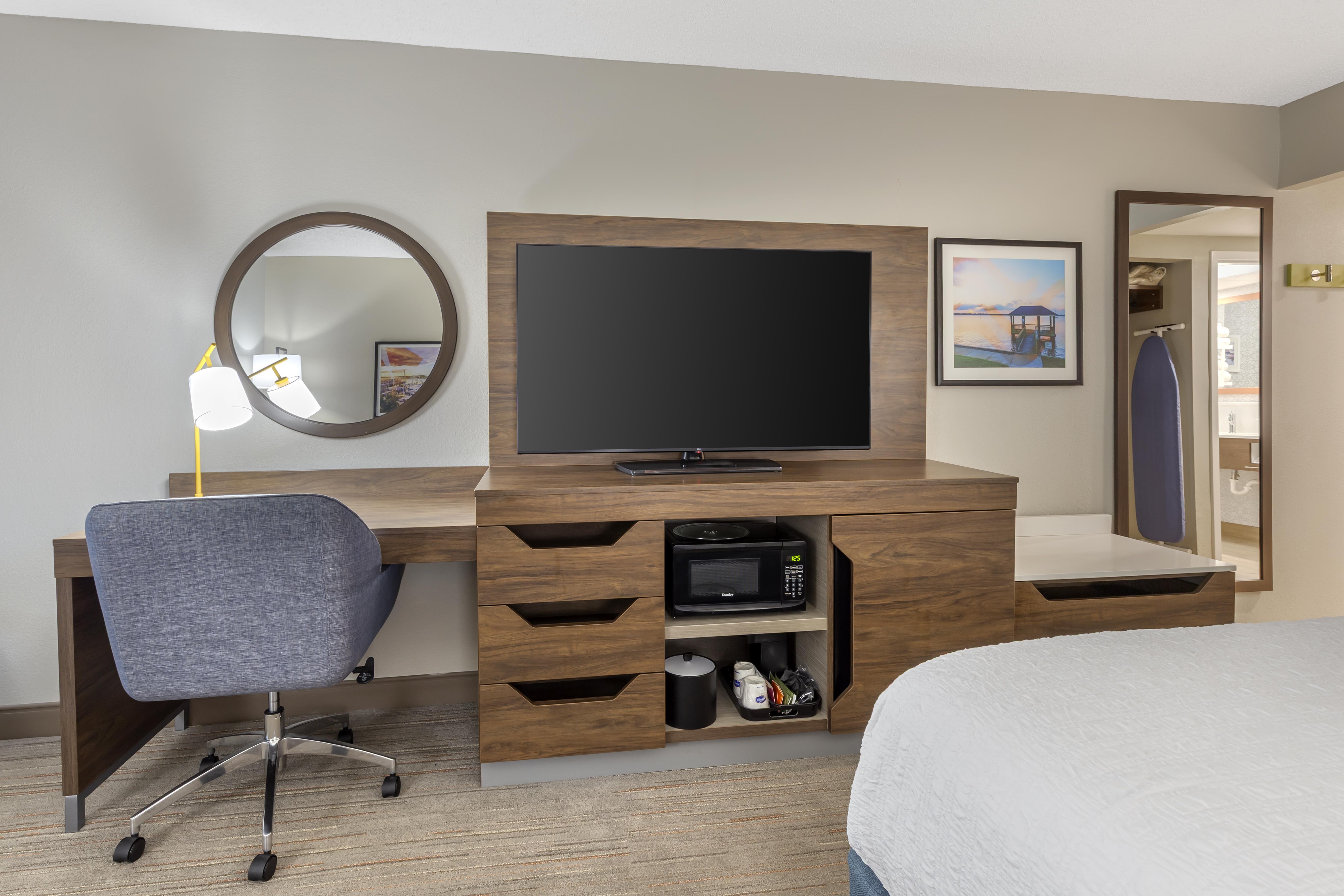 Hampton Inn by Hilton New Bern Room Type - 1DB MOB HEAR ACC RI-SHW NS