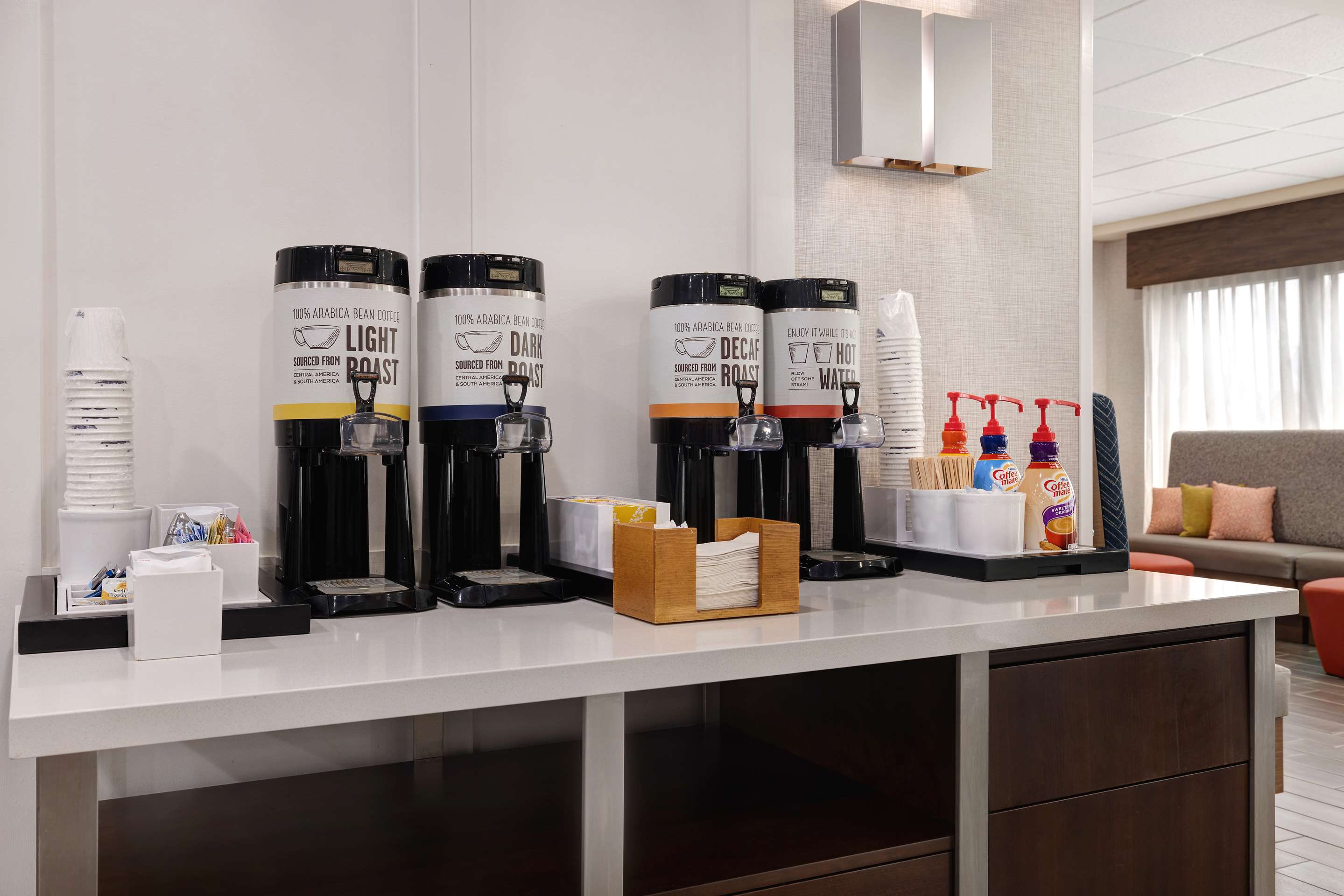 Restaurant | Hampton Inn Natchitoches