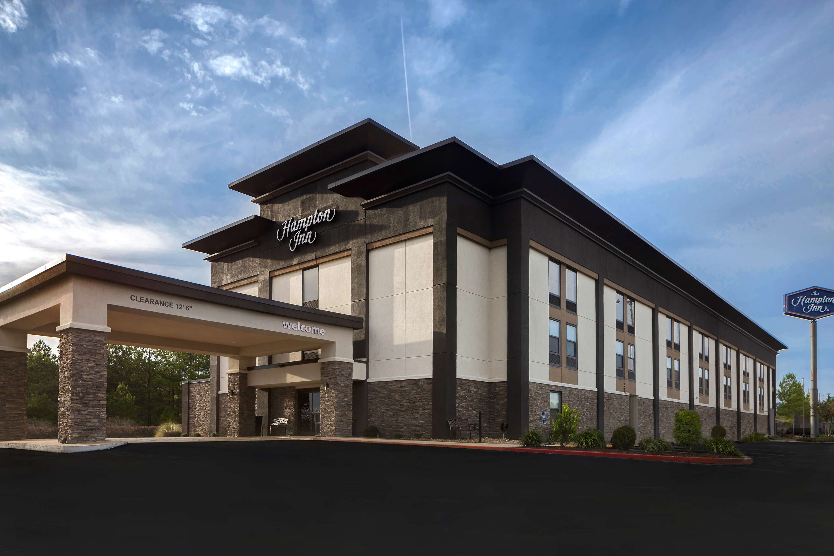 Exterior | Hampton Inn Natchitoches