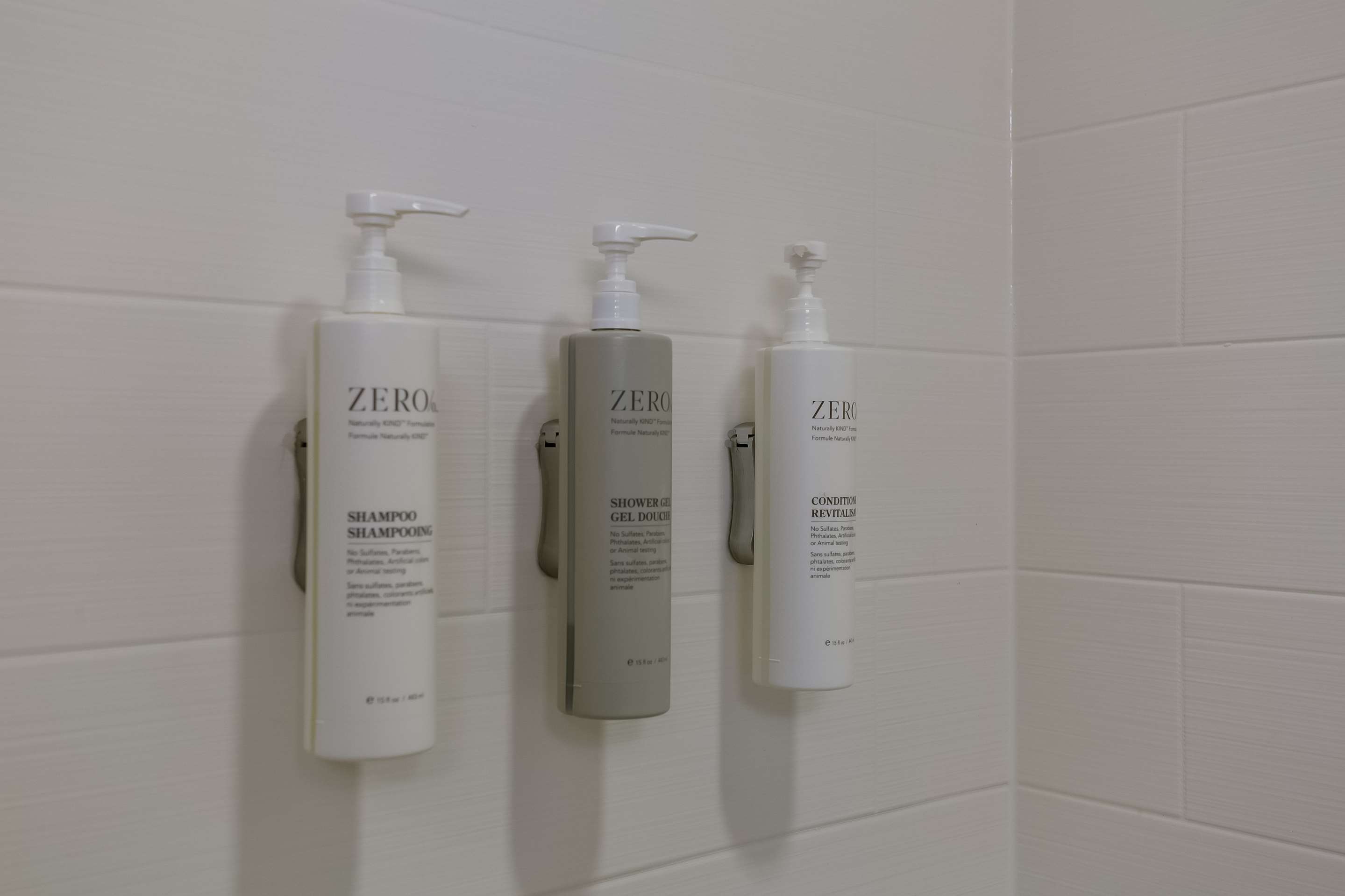 Guest room bath