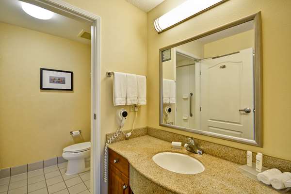  - Homewood Suites by Hilton Newark - I-95, Exit 1B