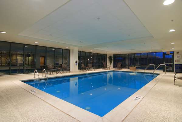 Pool - Homewood Suites by Hilton Newark - I-95, Exit 1B