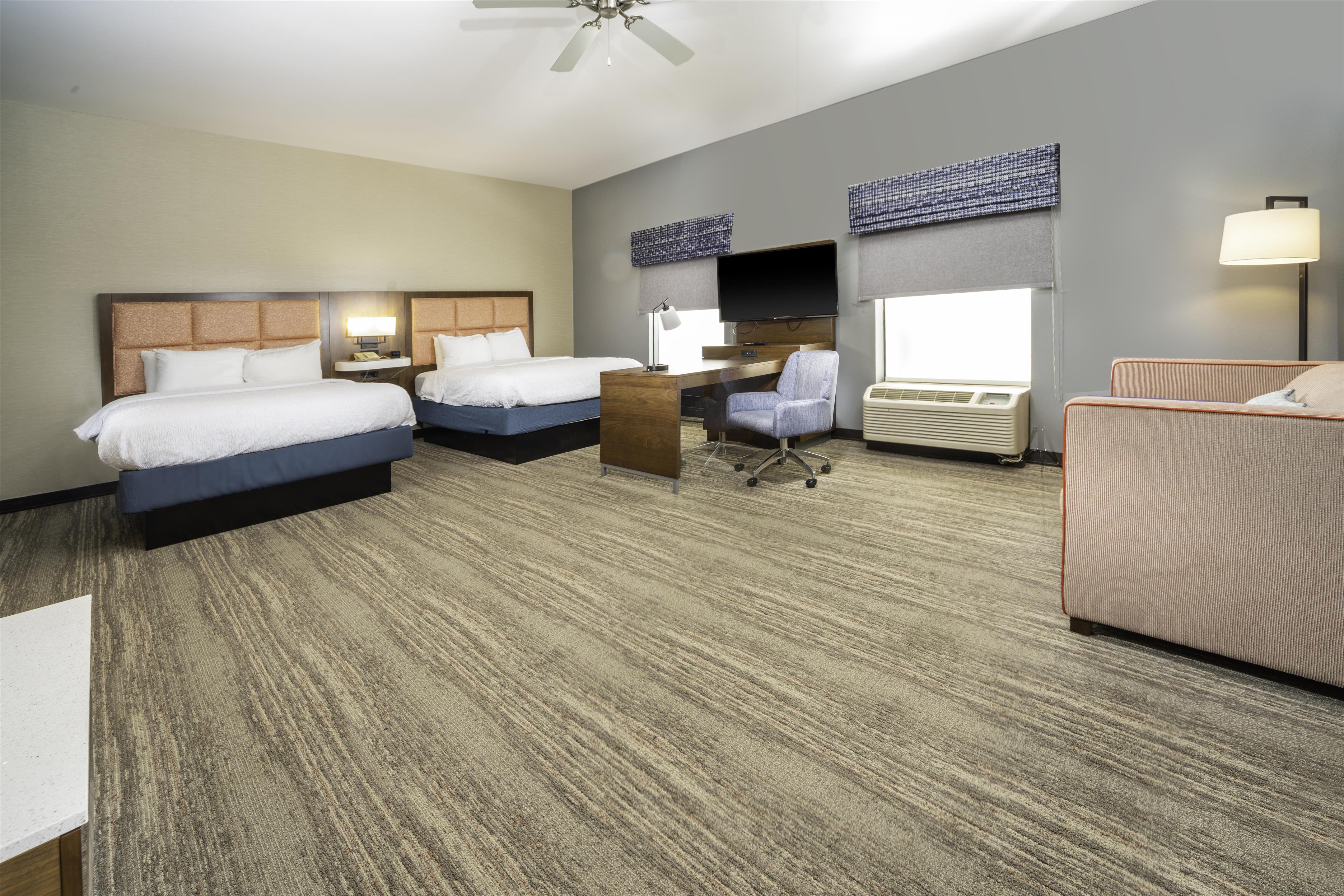 Guest room