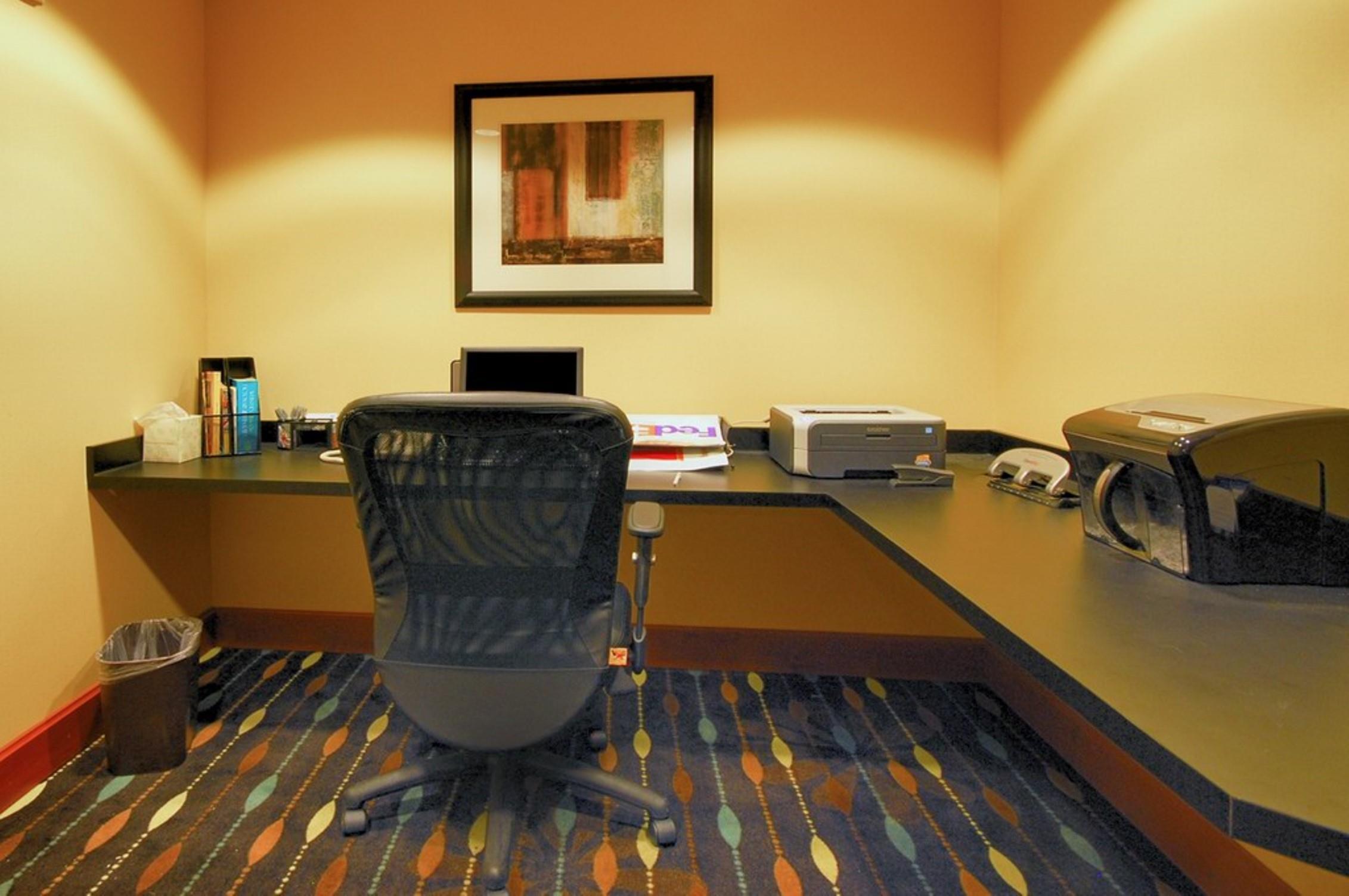 Business Center | Hampton Inn & Suites New Iberia Avery Island