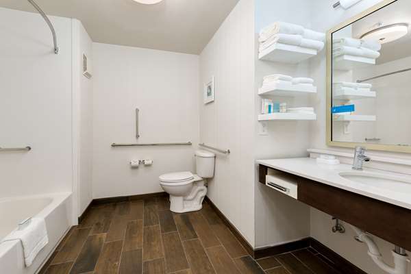  - Hampton Inn Niceville