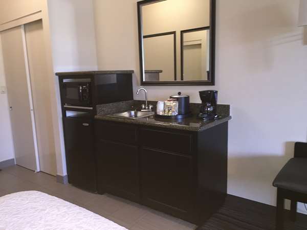  - Hampton Inn & Suites Mountain View