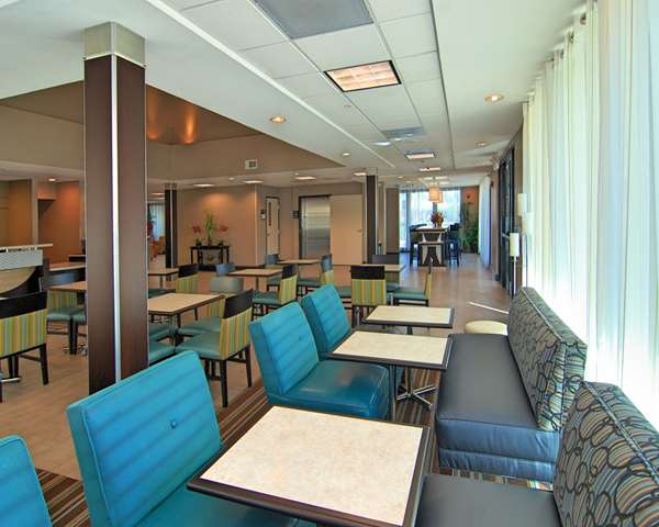 Restaurant - Hampton Inn & Suites Mountain View