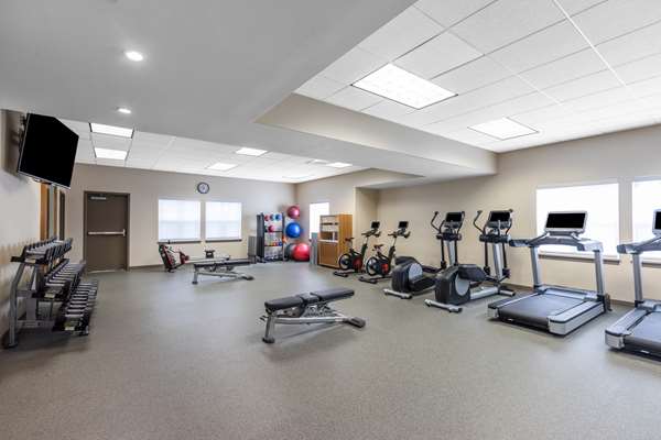 Fitness/ Exercise Room - Homewood Suites by Hilton Newark