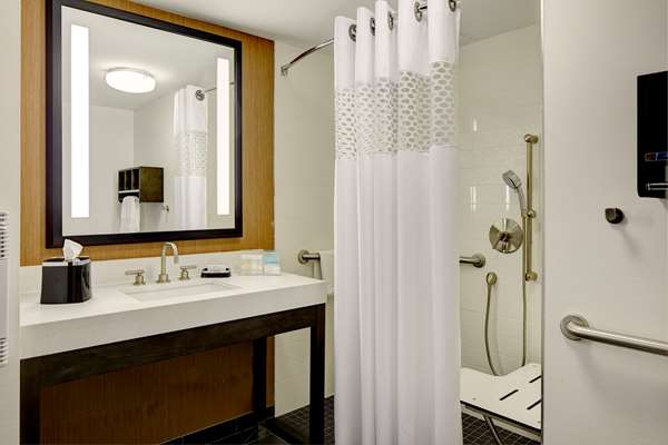  - Hampton Inn Downtown Brooklyn
