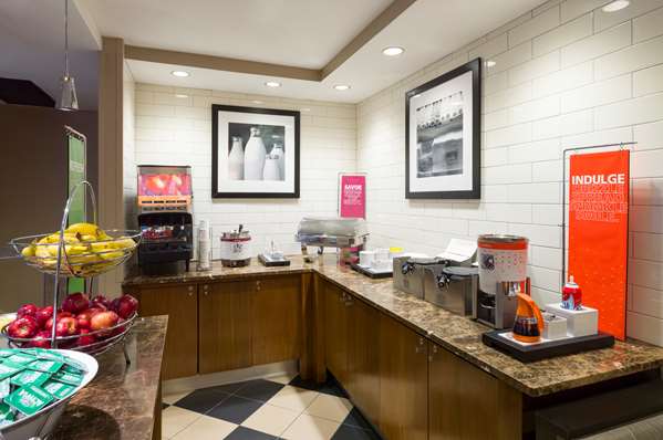 Amenities - Hampton Inn Chelsea New York