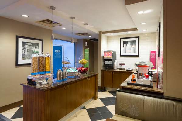 Amenities - Hampton Inn Chelsea New York