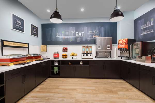 Amenities - Hampton Inn Manhattan 35th St New York