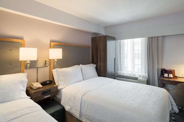  - Hampton Inn Madison Square New York