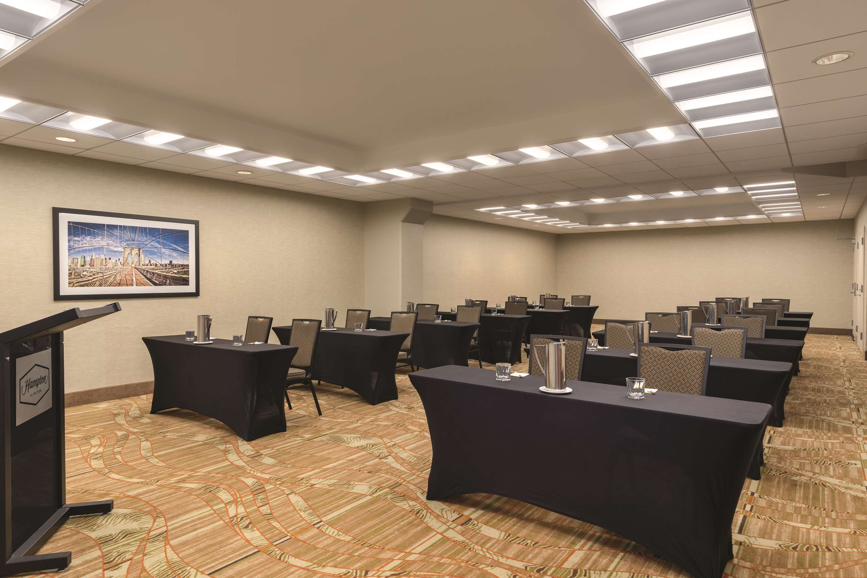 Meeting Room | Hampton Inn New York - LaGuardia Airport