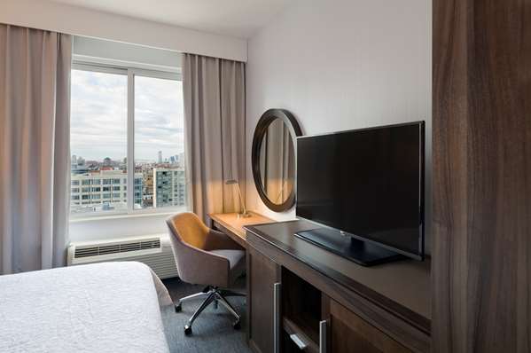  - Hampton Inn New York