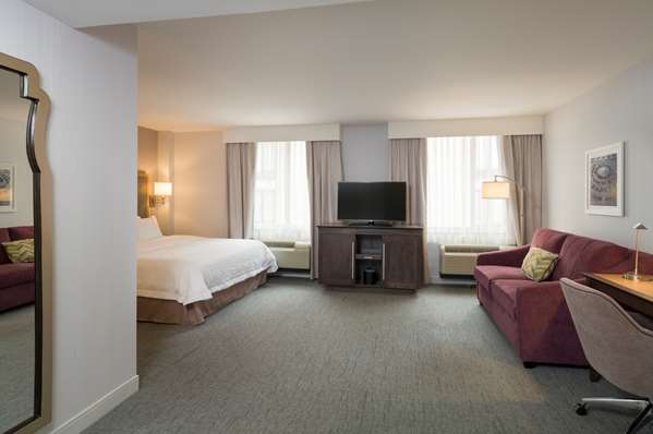  - Hampton Inn New York