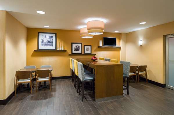 Amenities - Hampton Inn New York