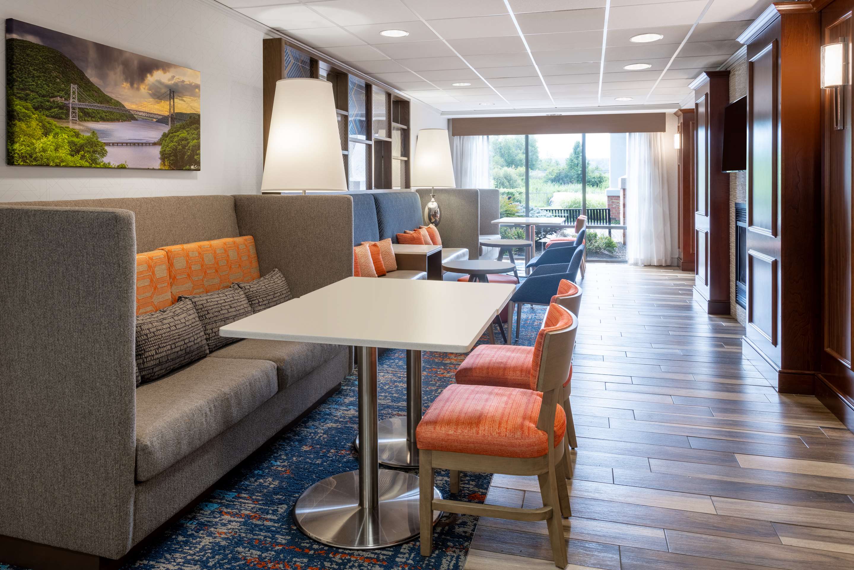 Lobby | Hampton Inn Harriman Woodbury