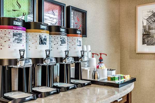 Restaurant - Hampton Inn United Nations New York