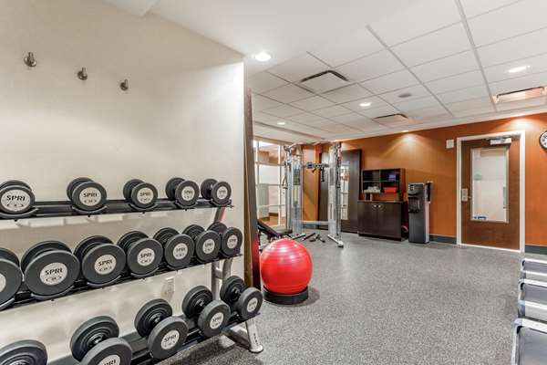 Fitness/ Exercise Room - Hampton Inn United Nations New York