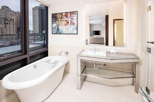  - West 57th Street Hotel by Hilton Club New York