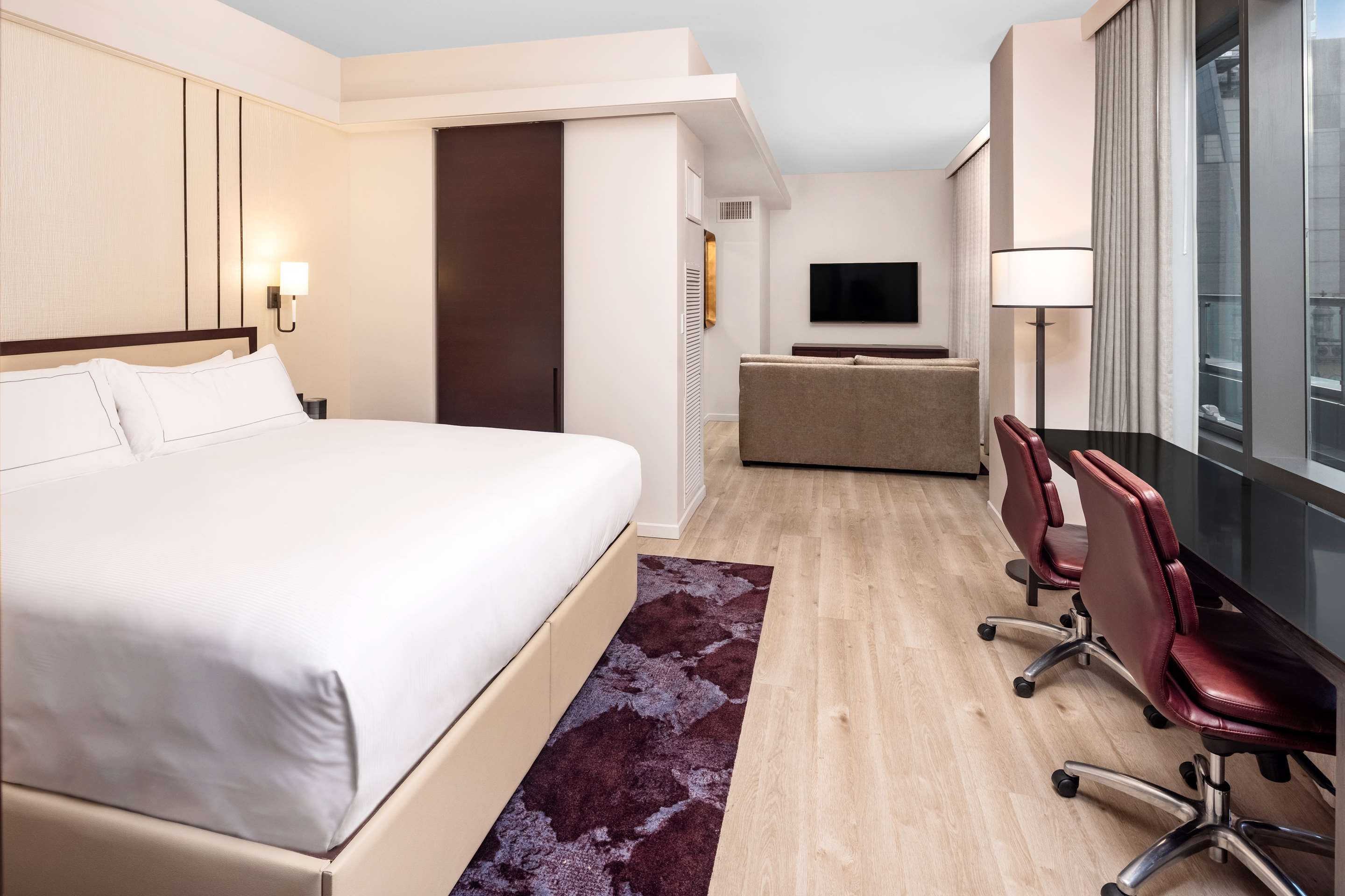 Guest room