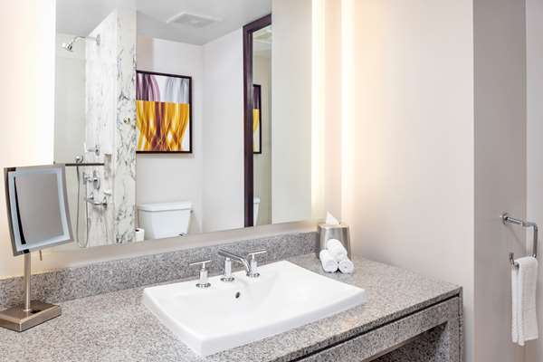  - West 57th Street Hotel by Hilton Club New York