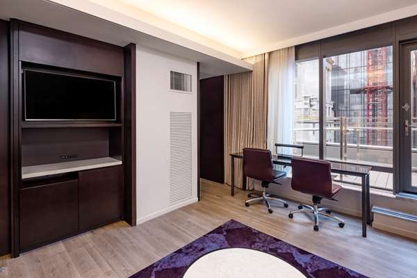  - West 57th Street Hotel by Hilton Club New York
