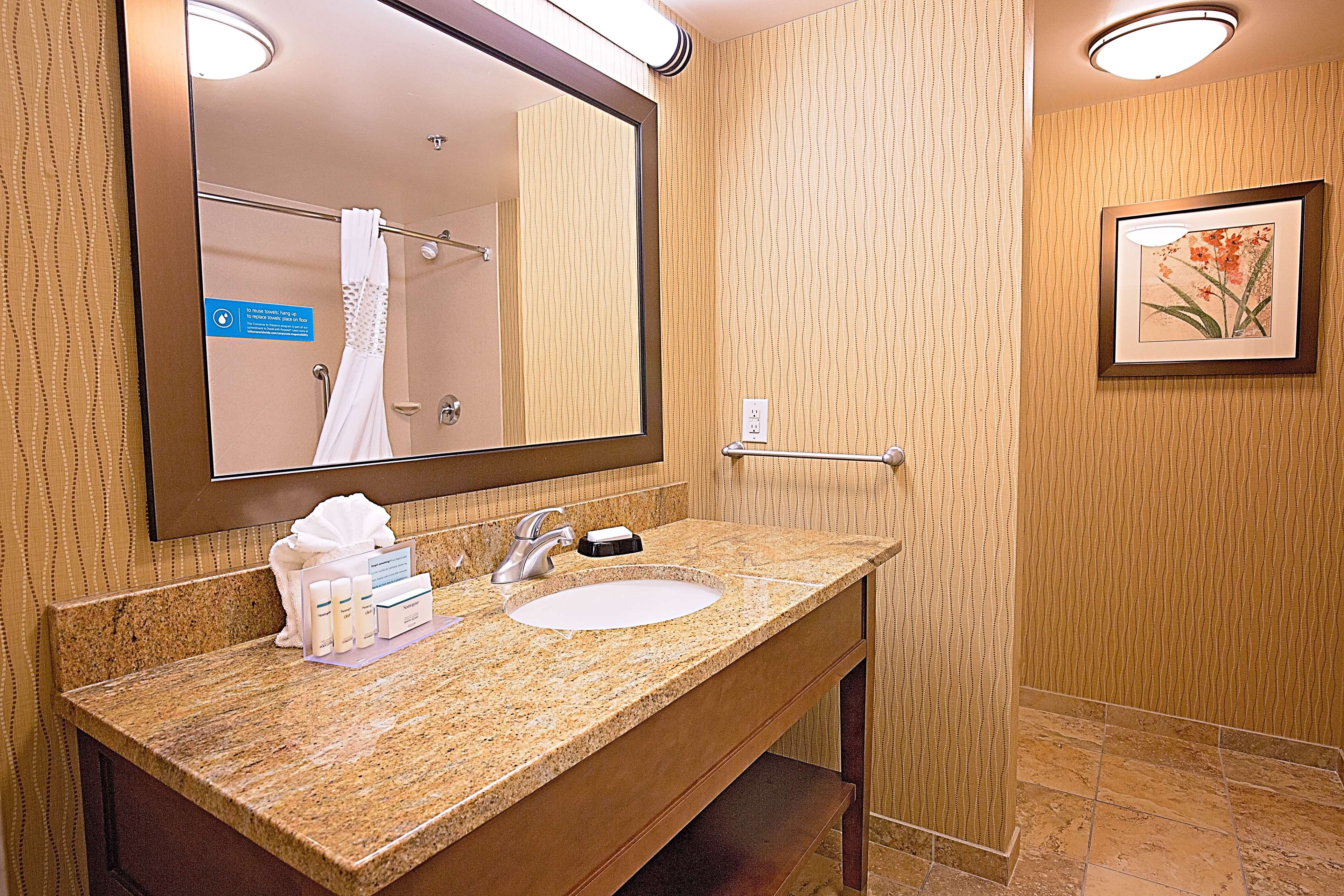 Hampton Inn and Suites Jacksonville Room Type - 1 KNG STUDIO SUITE NOSMOKE