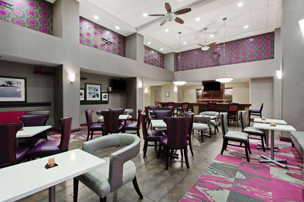 Restaurant - Hampton Inn & Suites Alameda