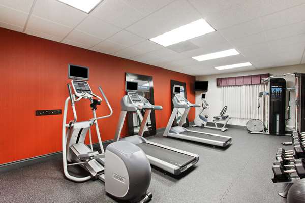Fitness/ Exercise Room - Hampton Inn & Suites Alameda