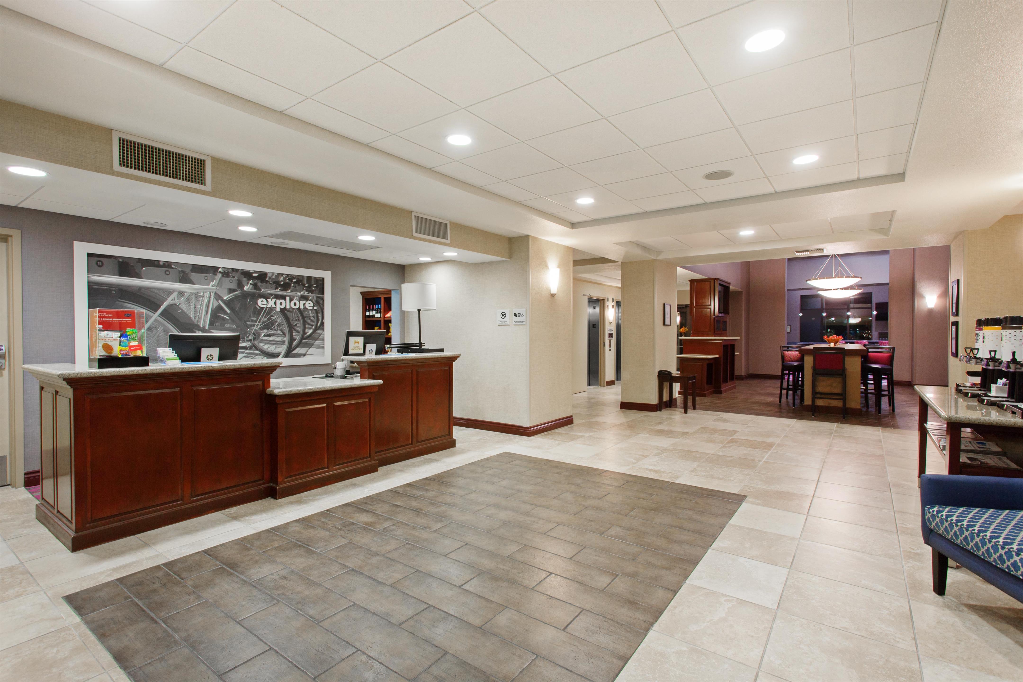 Reception | Hampton Inn & Suites Oakland Airport-Alameda