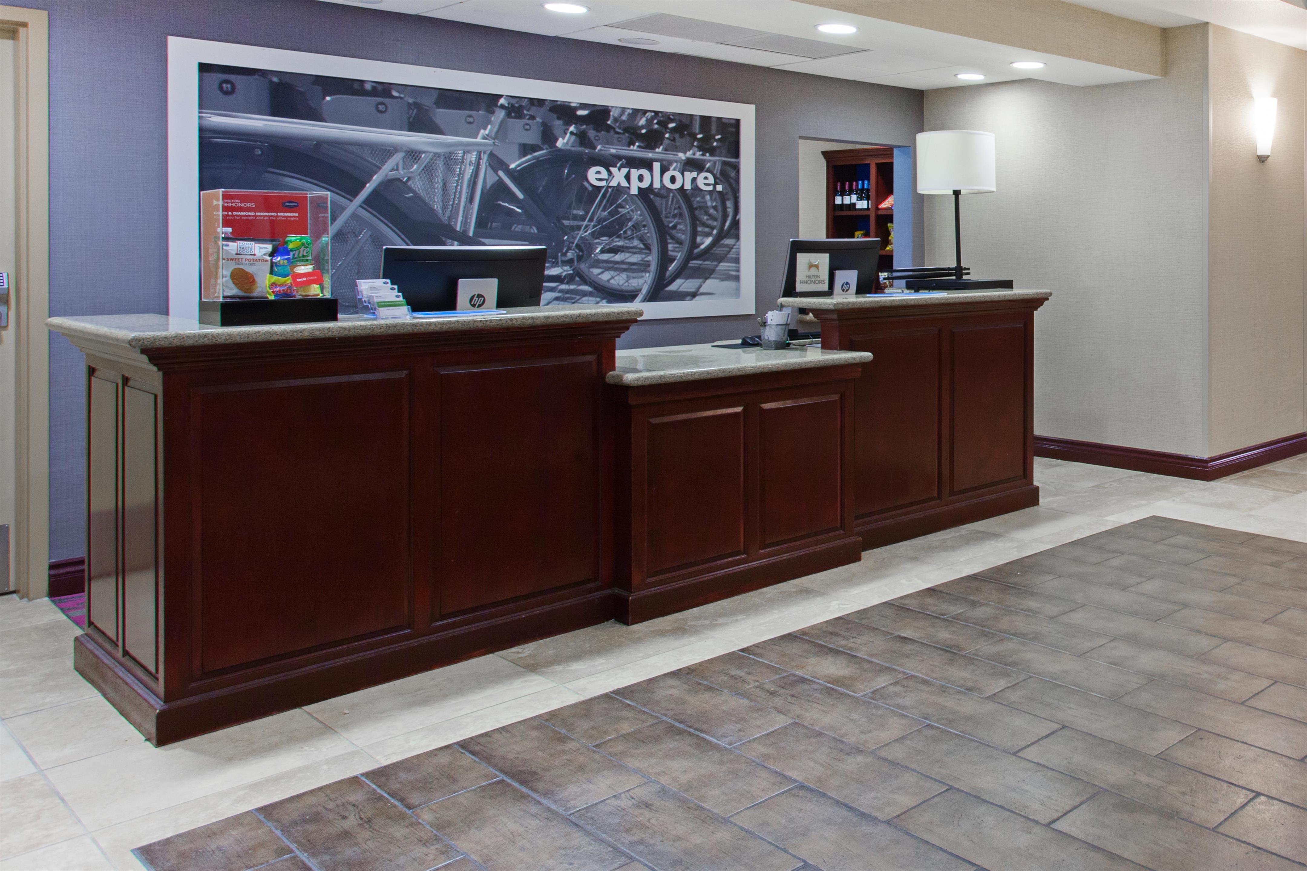 Reception | Hampton Inn & Suites Oakland Airport-Alameda