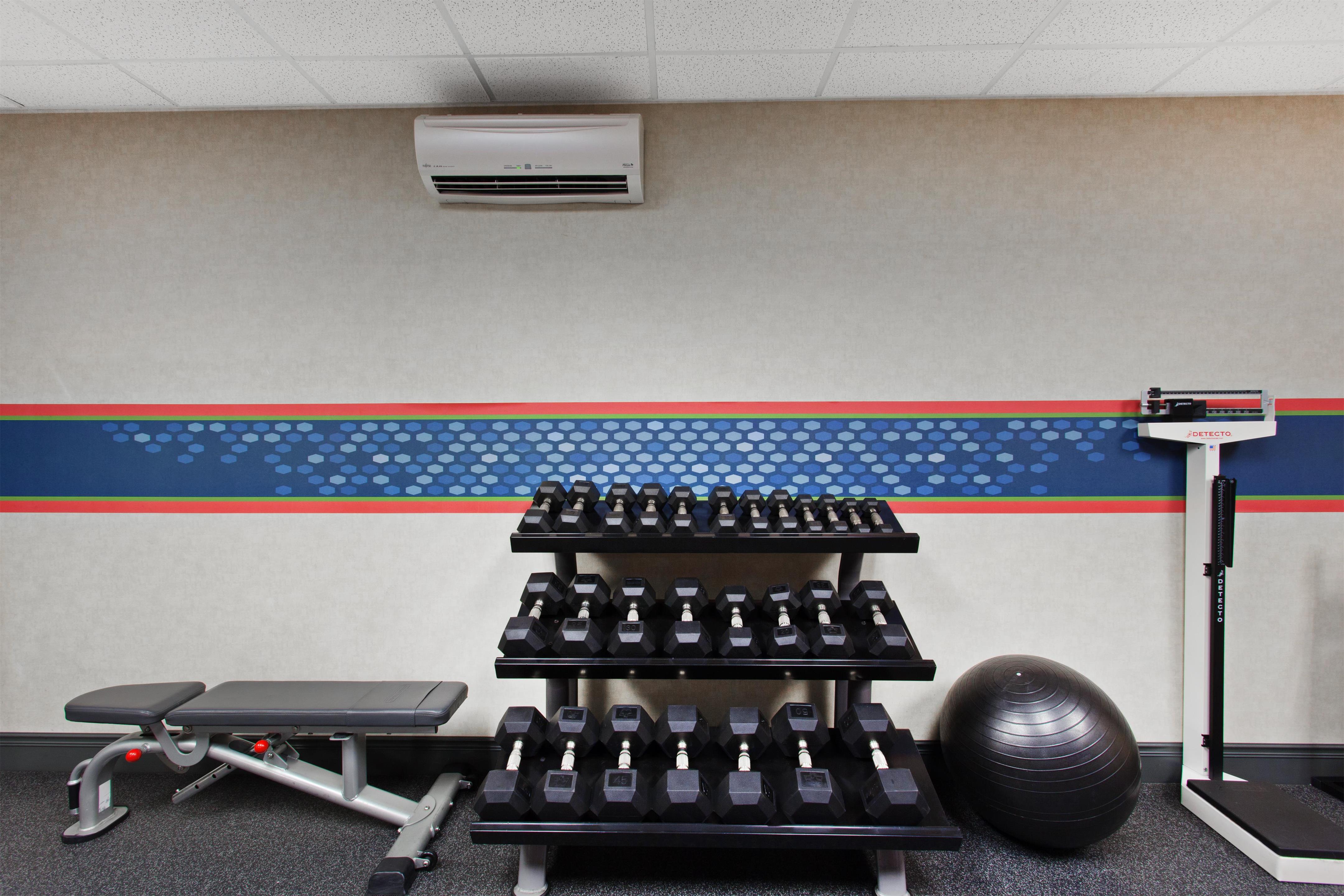 Health club fitness center gym | Hampton Inn & Suites Oakland Airport-Alameda