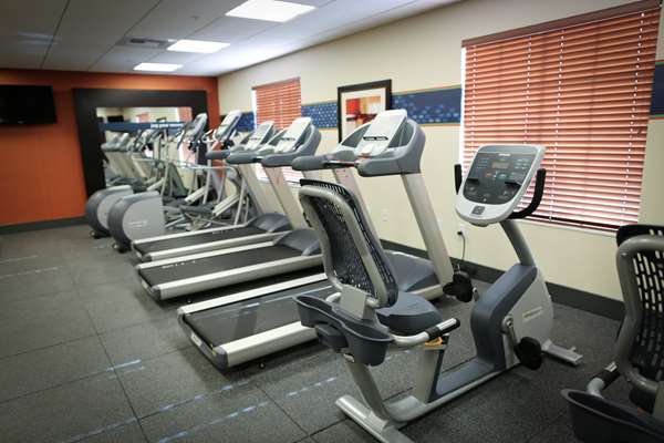 Fitness/ Exercise Room - Hampton Inn Union City