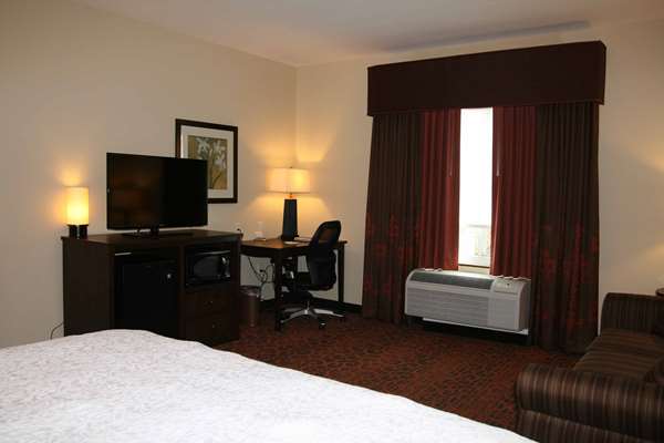  - Hampton Inn Union City