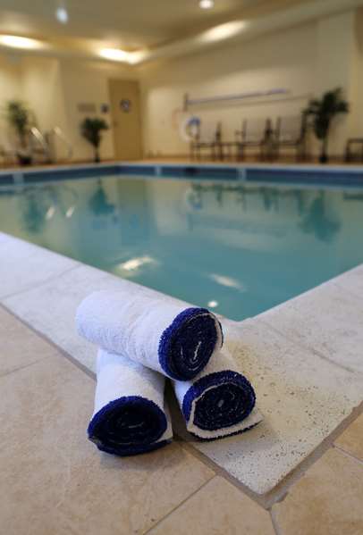 Pool - Hampton Inn Union City