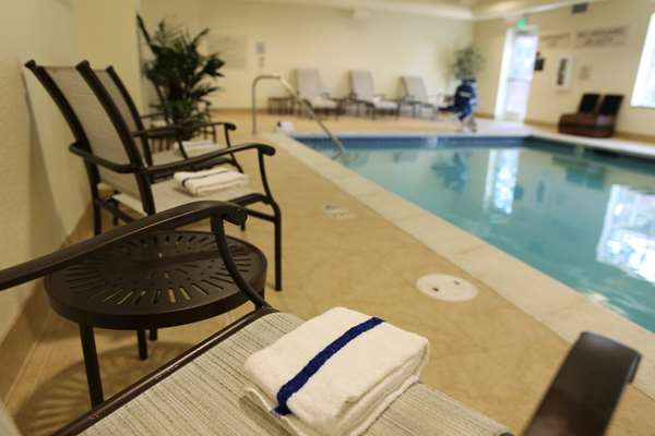 Pool - Hampton Inn Union City