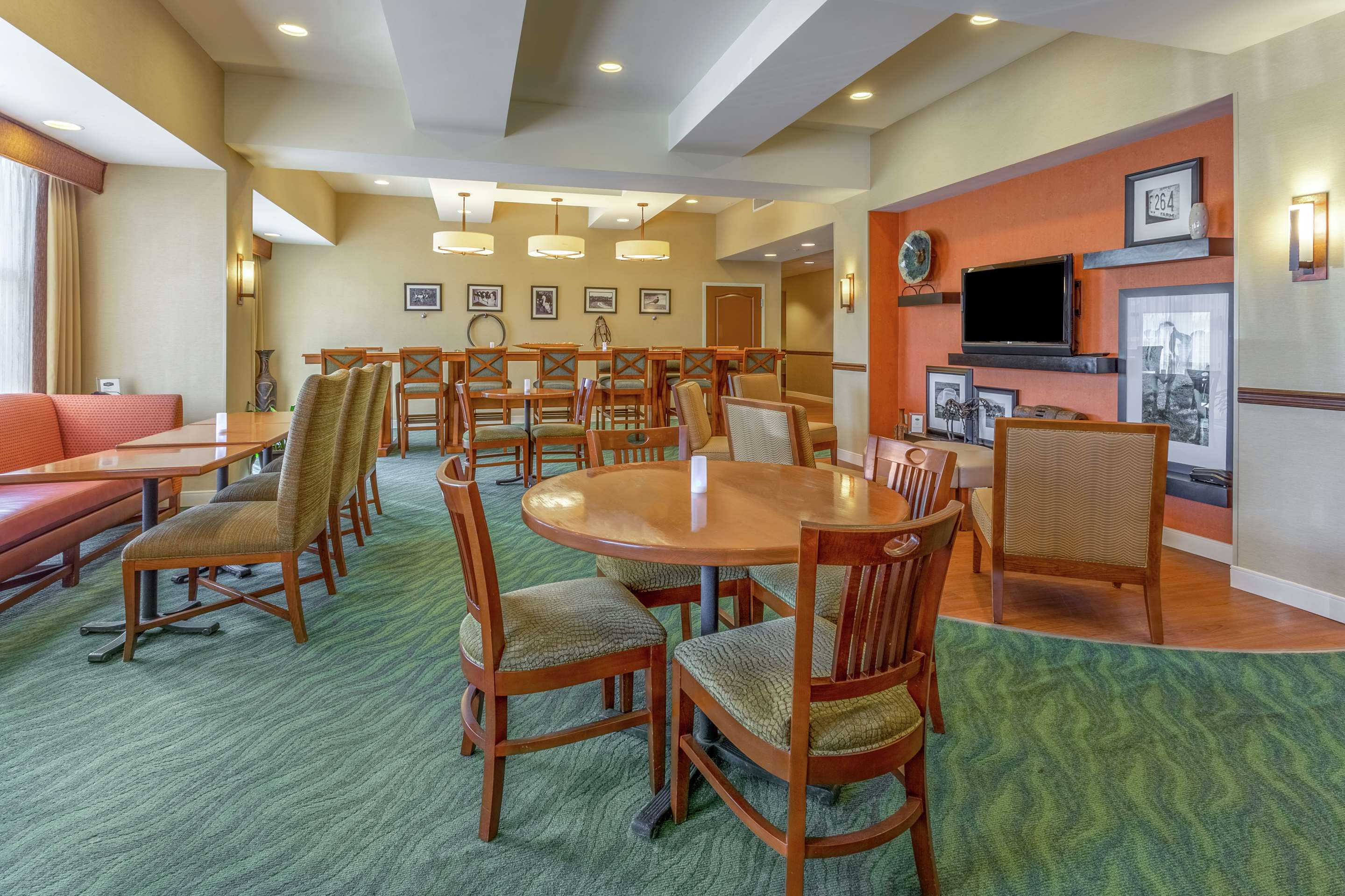 Lobby | Hampton Inn Okeechobee - Lake Okeechobee