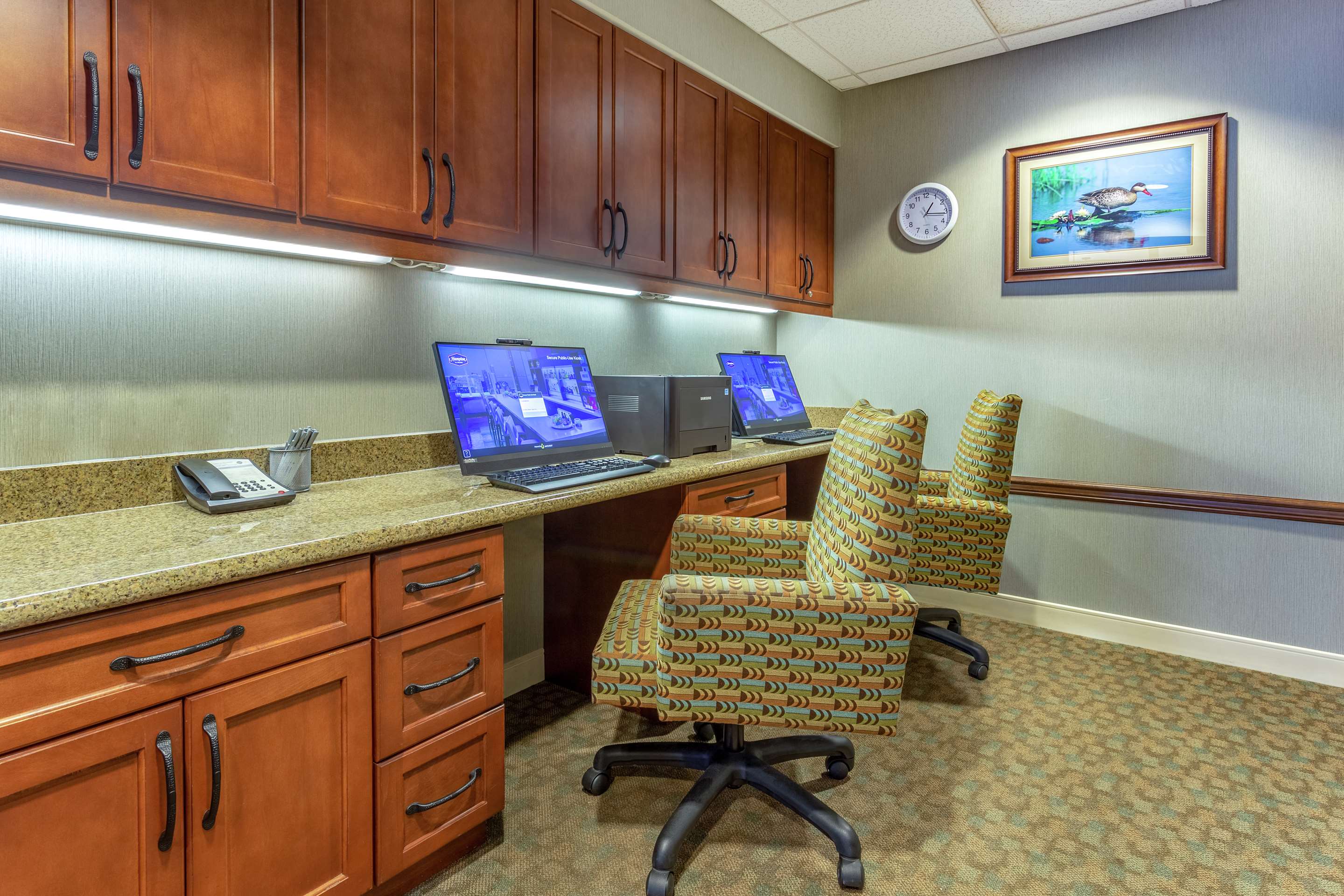 Business Center | Hampton Inn Okeechobee - Lake Okeechobee
