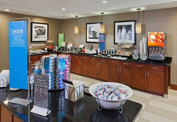 Amenities - Hampton Inn & Suites Ocean City