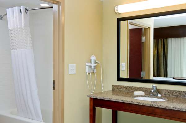  - Hampton Inn & Suites Ocean City