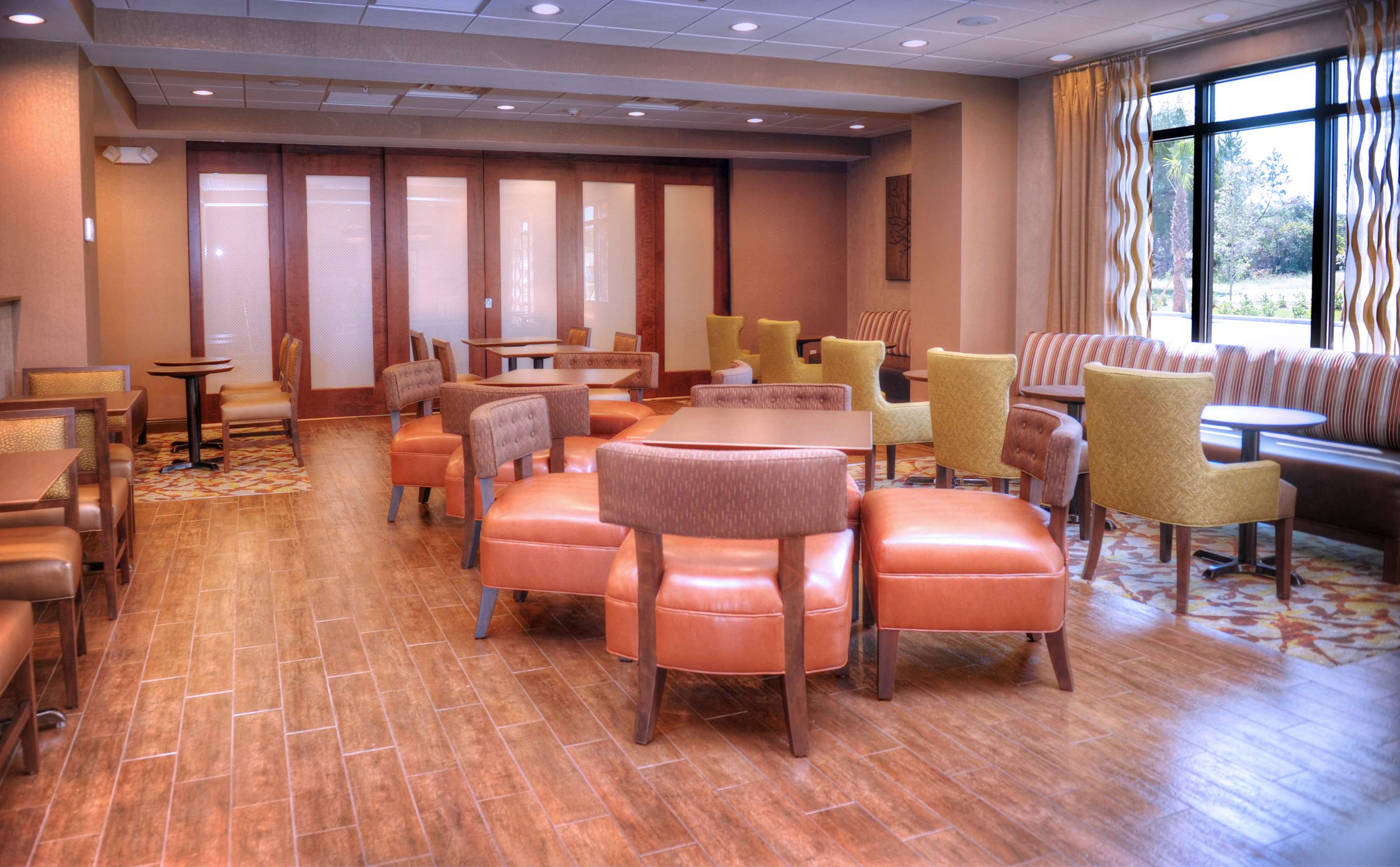 Lobby | Hampton Inn Crystal River, FL