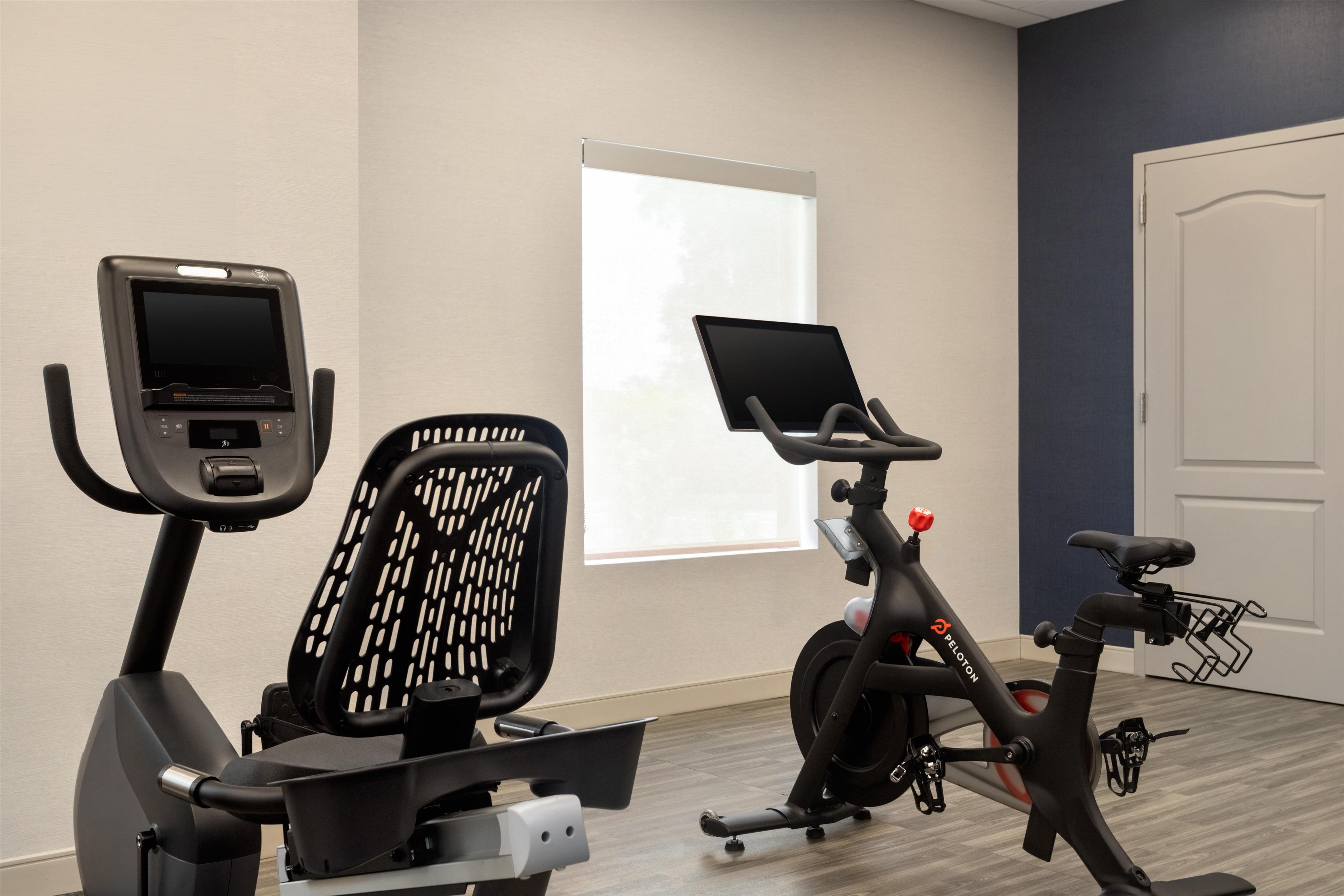 Health club fitness center gym | Hampton Inn & Suites Ocala - Belleview