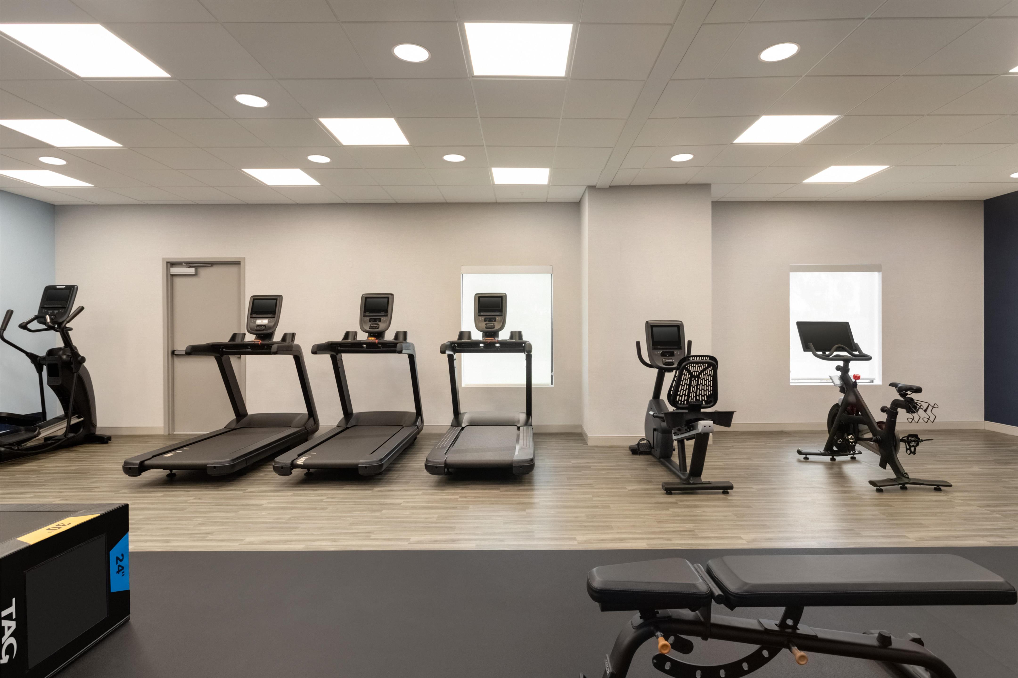 Health club fitness center gym | Hampton Inn & Suites Ocala - Belleview