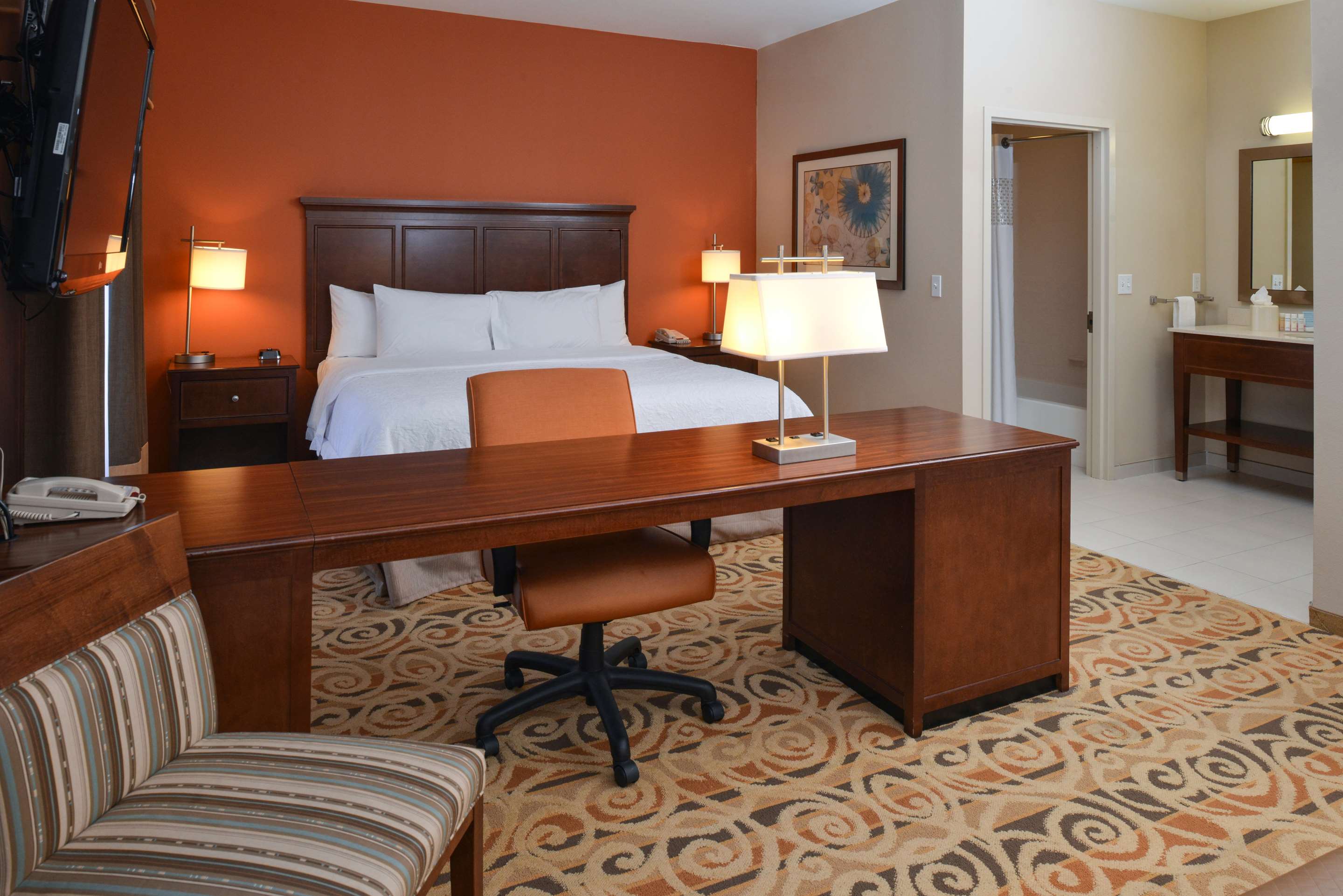 Guest room