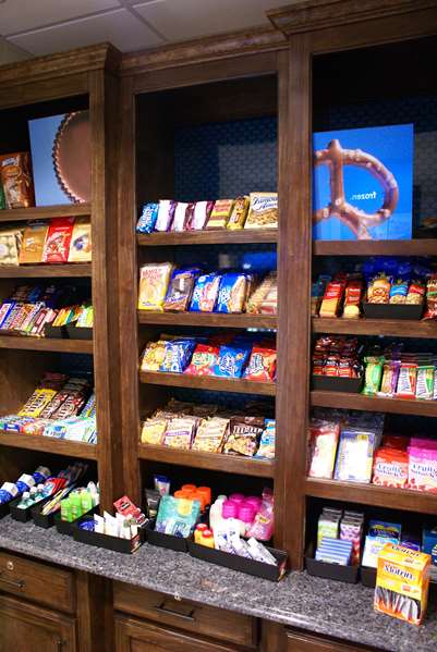 Restaurant - Hampton Inn & Suites Center